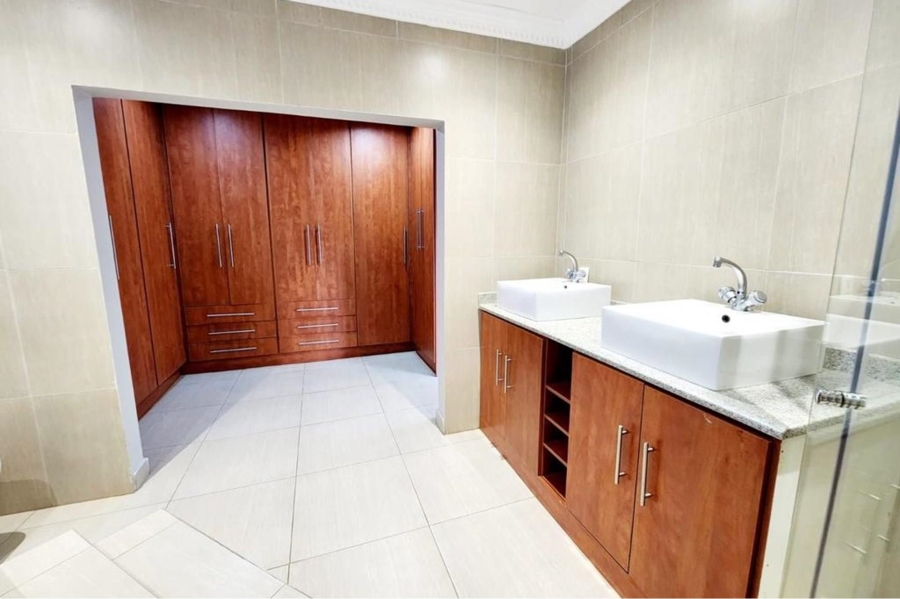 4 Bedroom Property for Sale in Xanadu Eco Park North West